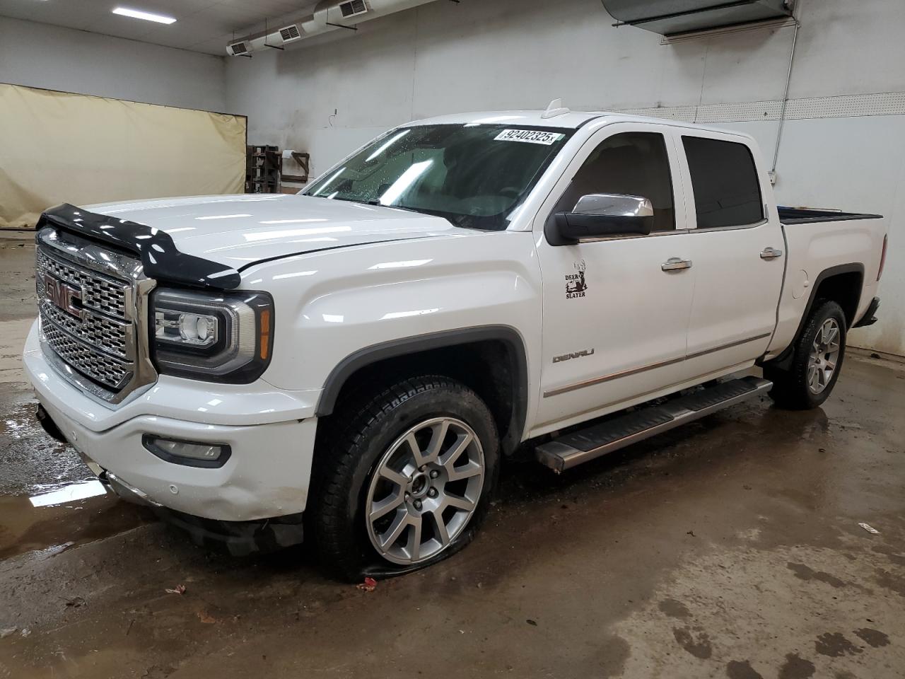 2017 GMC SIERRA K1500 DENALI photo 2