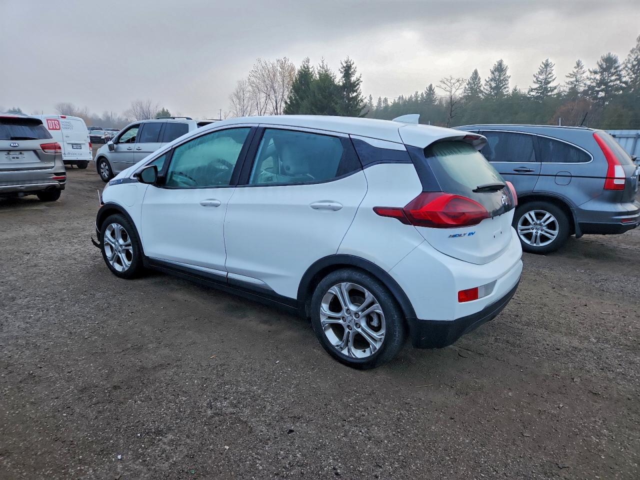 2017 CHEVROLET BOLT EV LT photo 2