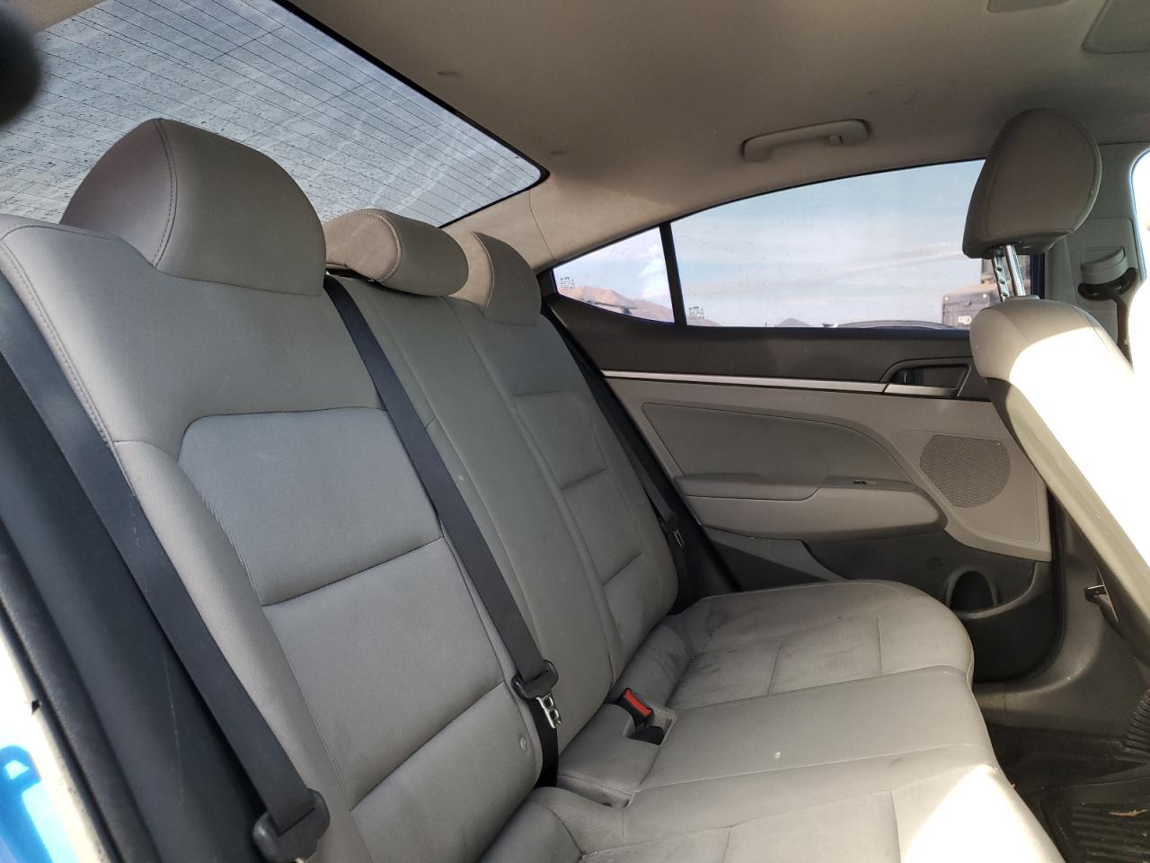 2018 HYUNDAI ELANTRA VALUE EDITION photo 19