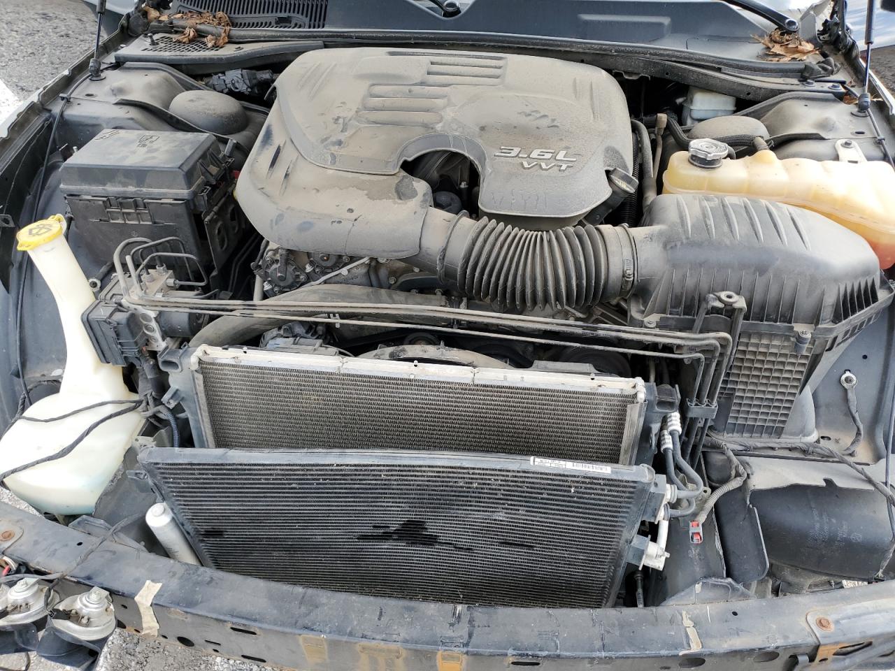 2013 DODGE CHALLENGER SXT photo 31