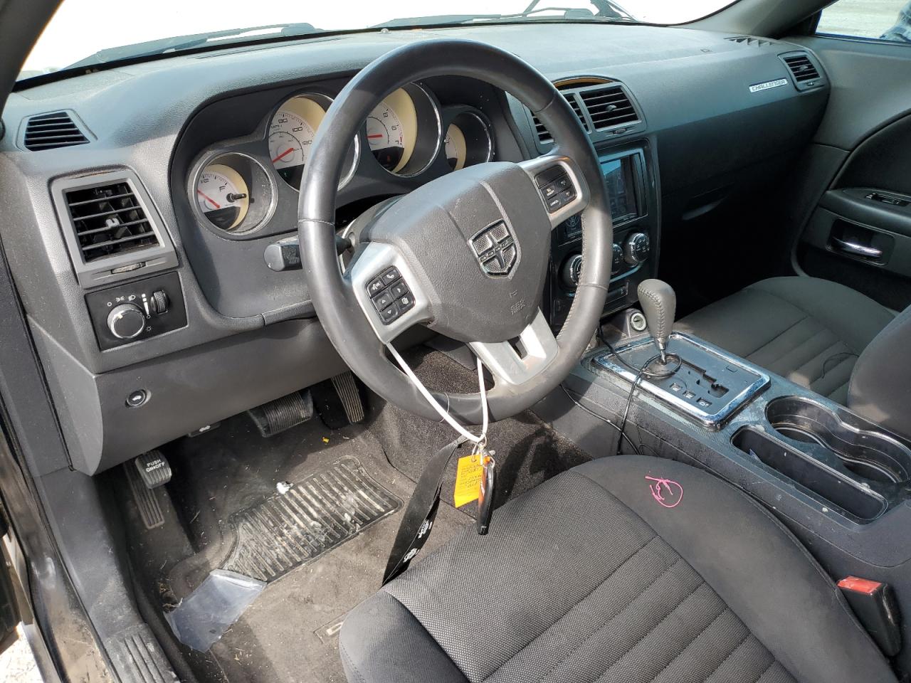 2013 DODGE CHALLENGER SXT photo 22