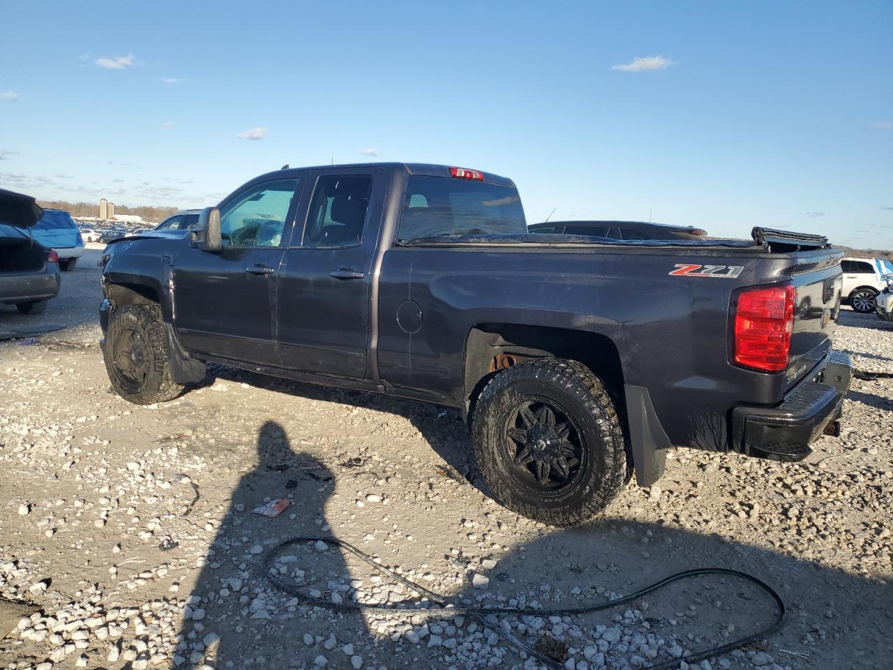 2016 CHEVROLET SILVERADO K1500 LT photo 3