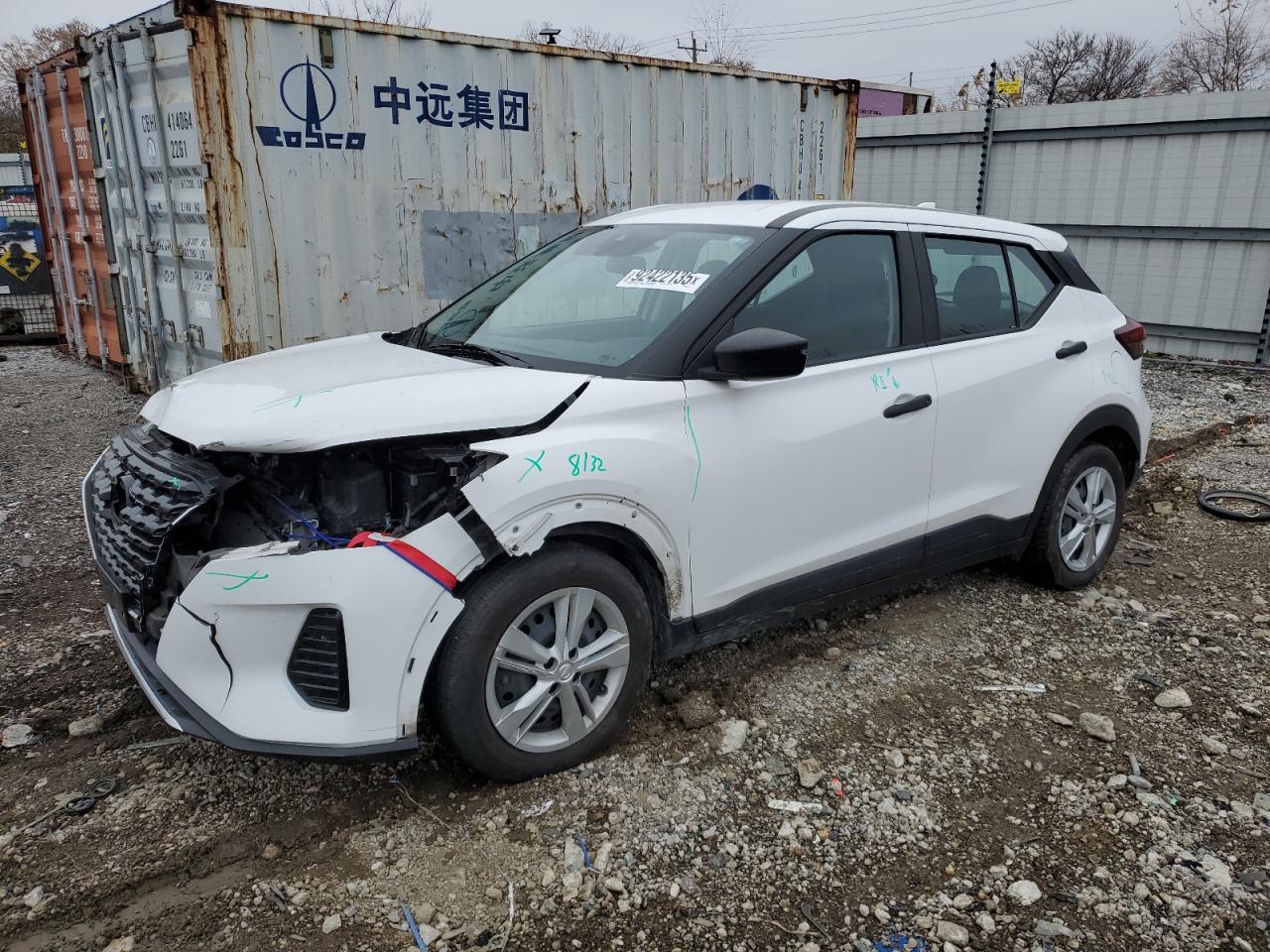 2021 NISSAN KICKS