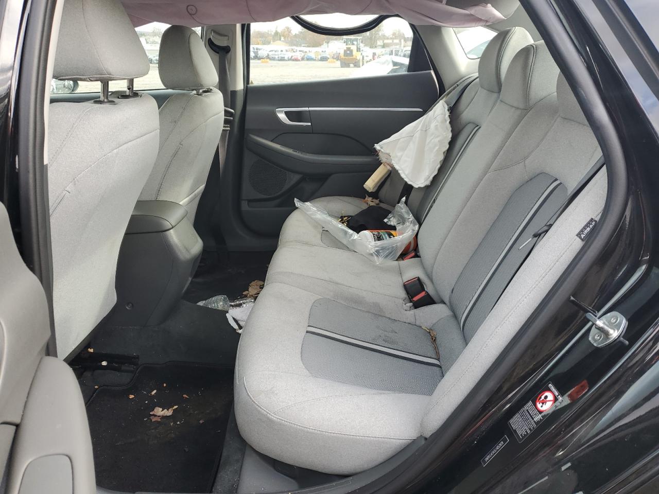 2020 HYUNDAI SONATA SE photo 28