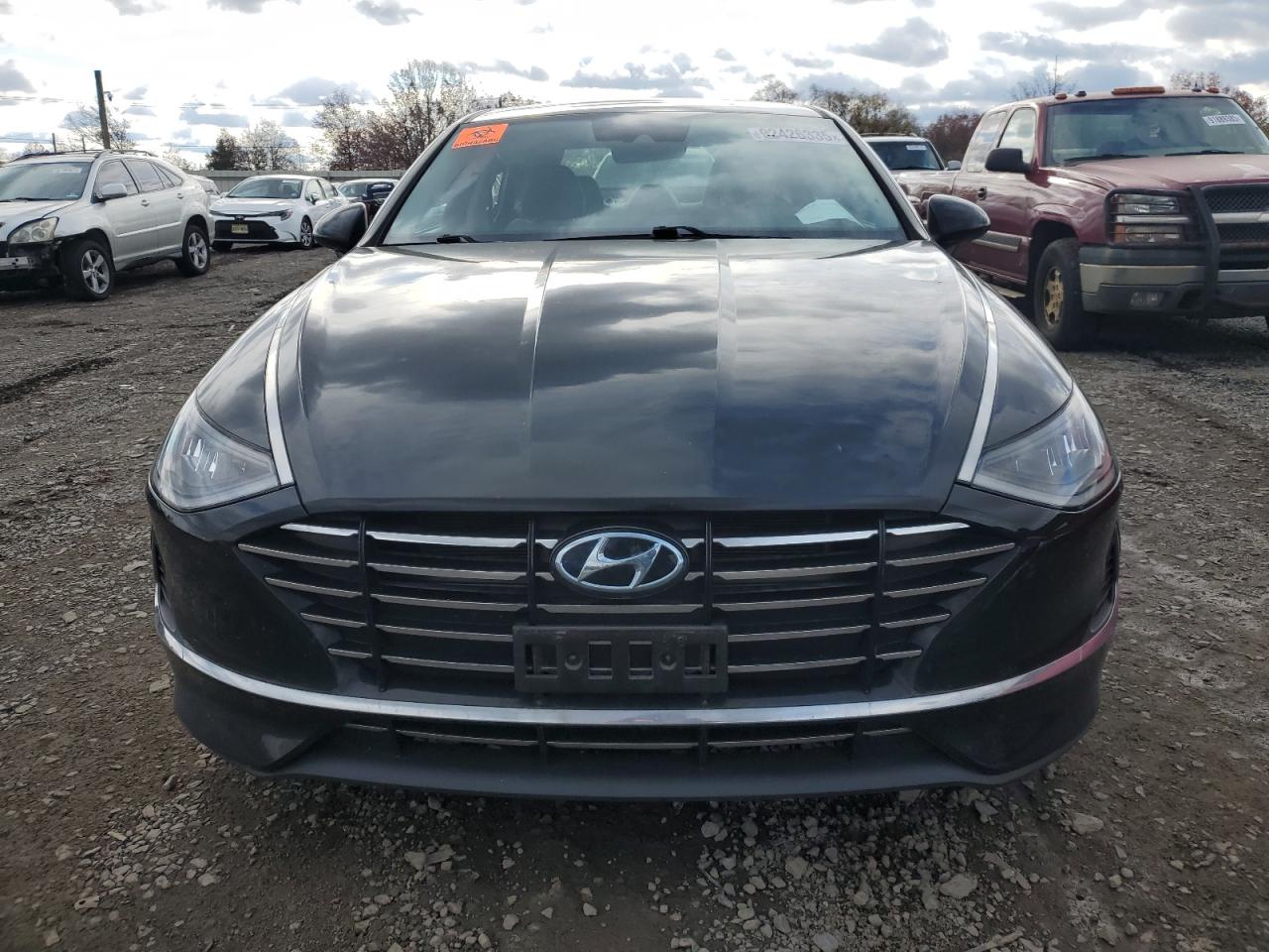 2020 HYUNDAI SONATA SE photo 13