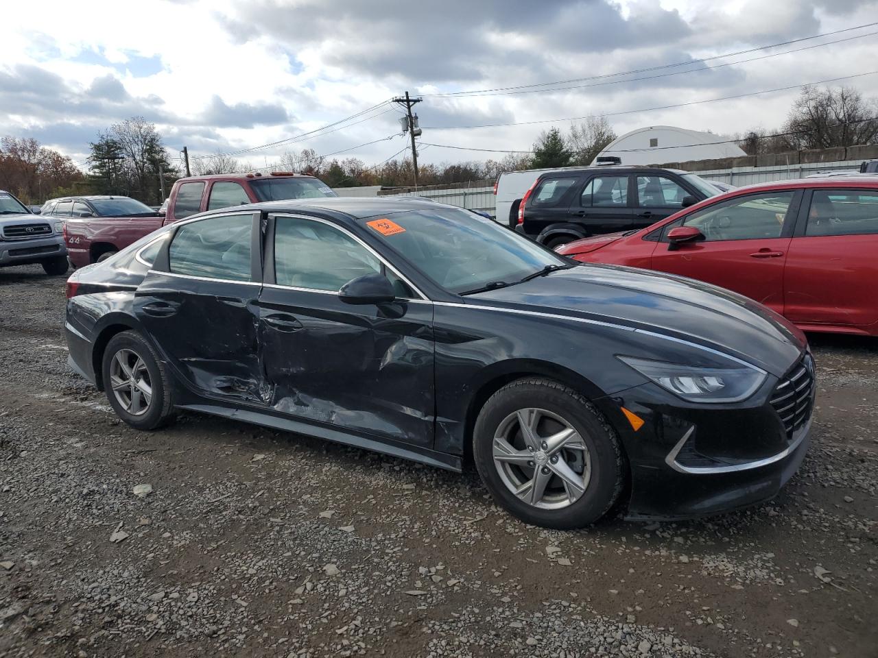2020 HYUNDAI SONATA SE photo 10