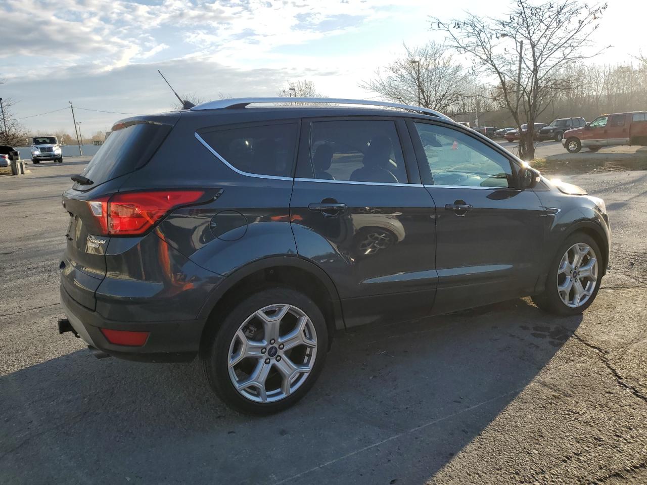 2019 FORD ESCAPE TITANIUM photo 5