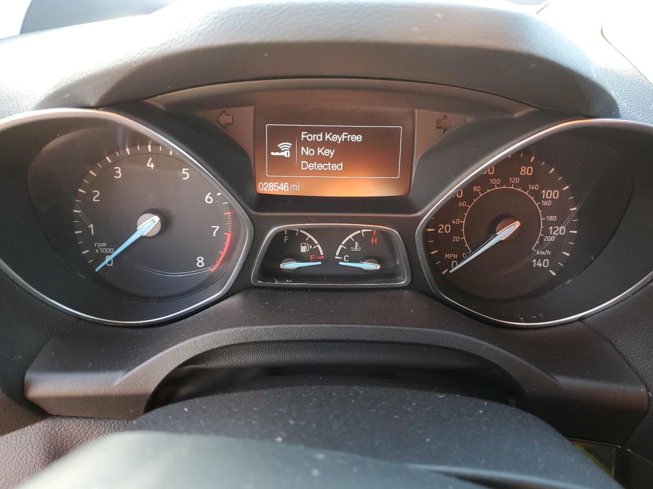 2019 FORD ESCAPE TITANIUM photo 17