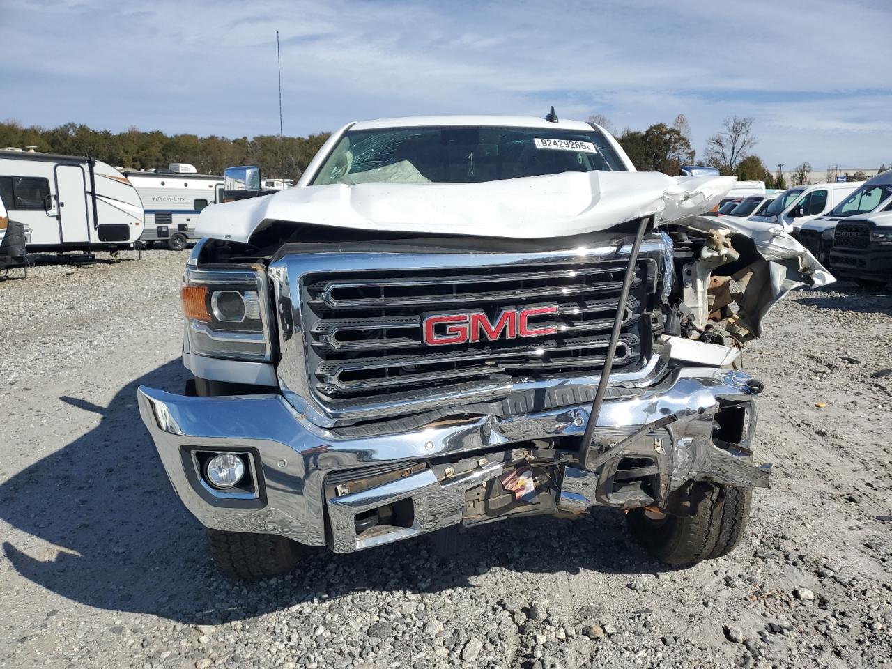 2017 GMC SIERRA K2500 SLT photo 9
