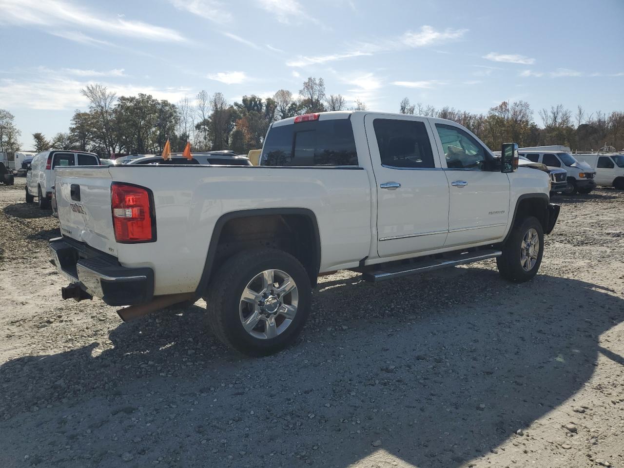 2017 GMC SIERRA K2500 SLT photo 5