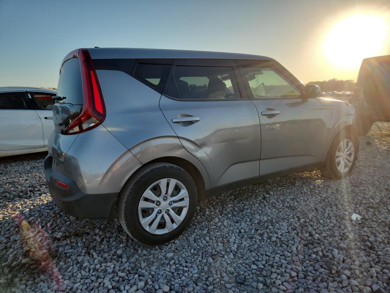 2022 KIA SOUL photo 3