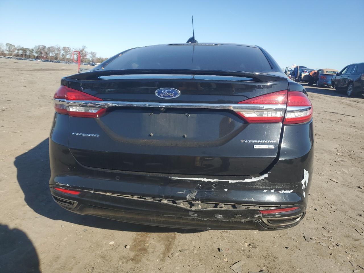 2018 FORD FUSION TITANIUM photo 11