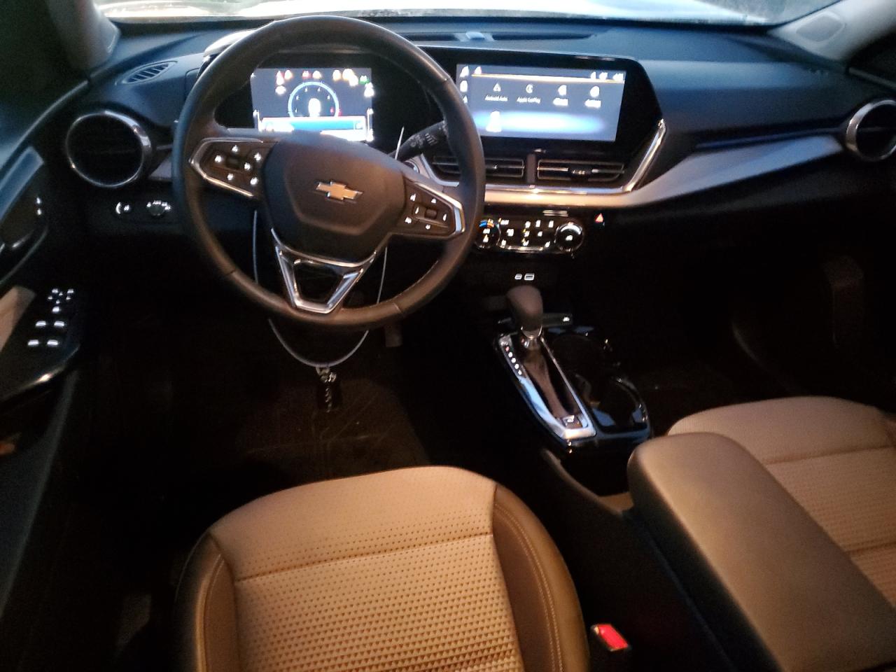 2025 CHEVROLET TRAX 1LT photo 15