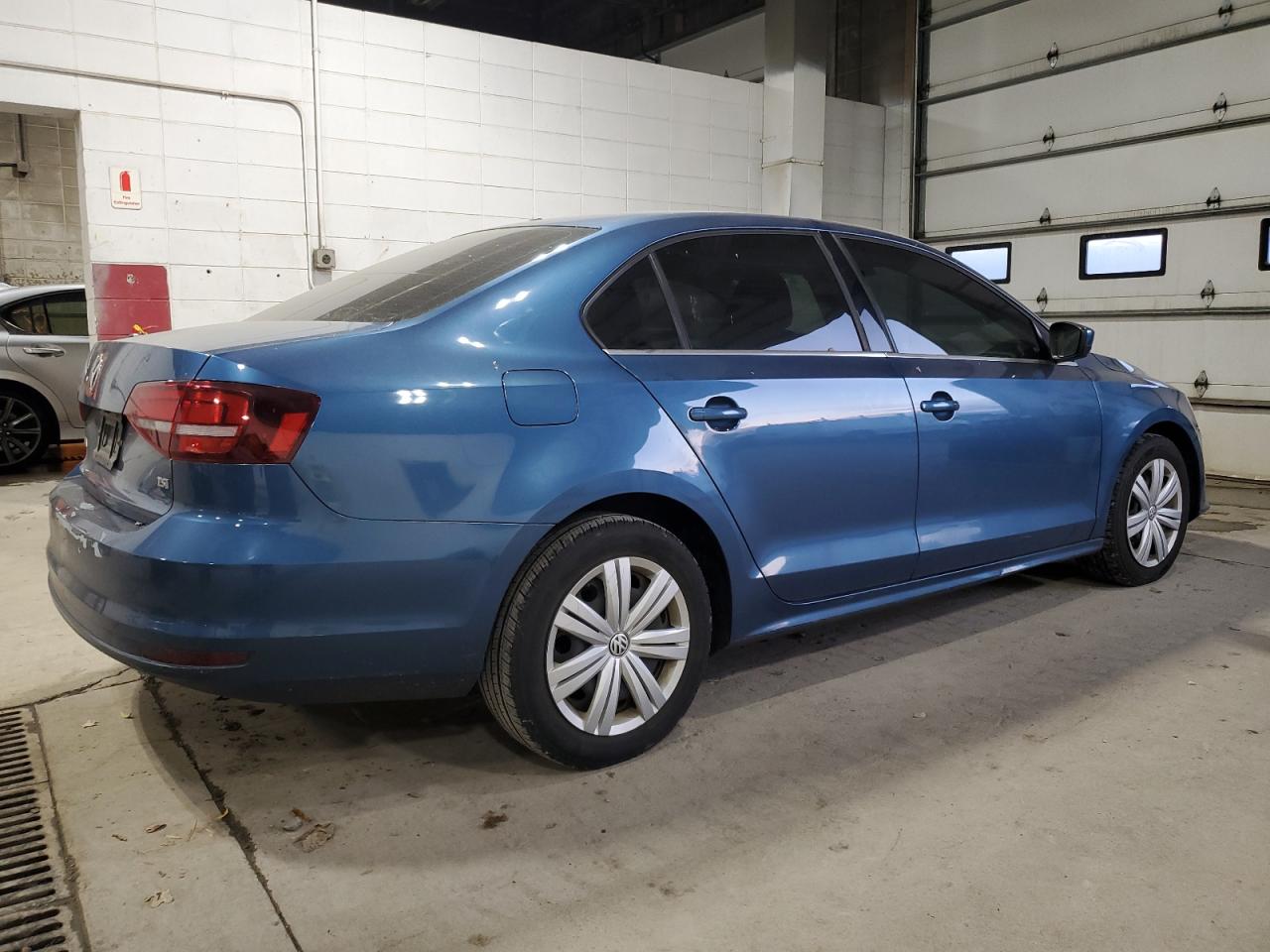 2017 VOLKSWAGEN JETTA S photo 3