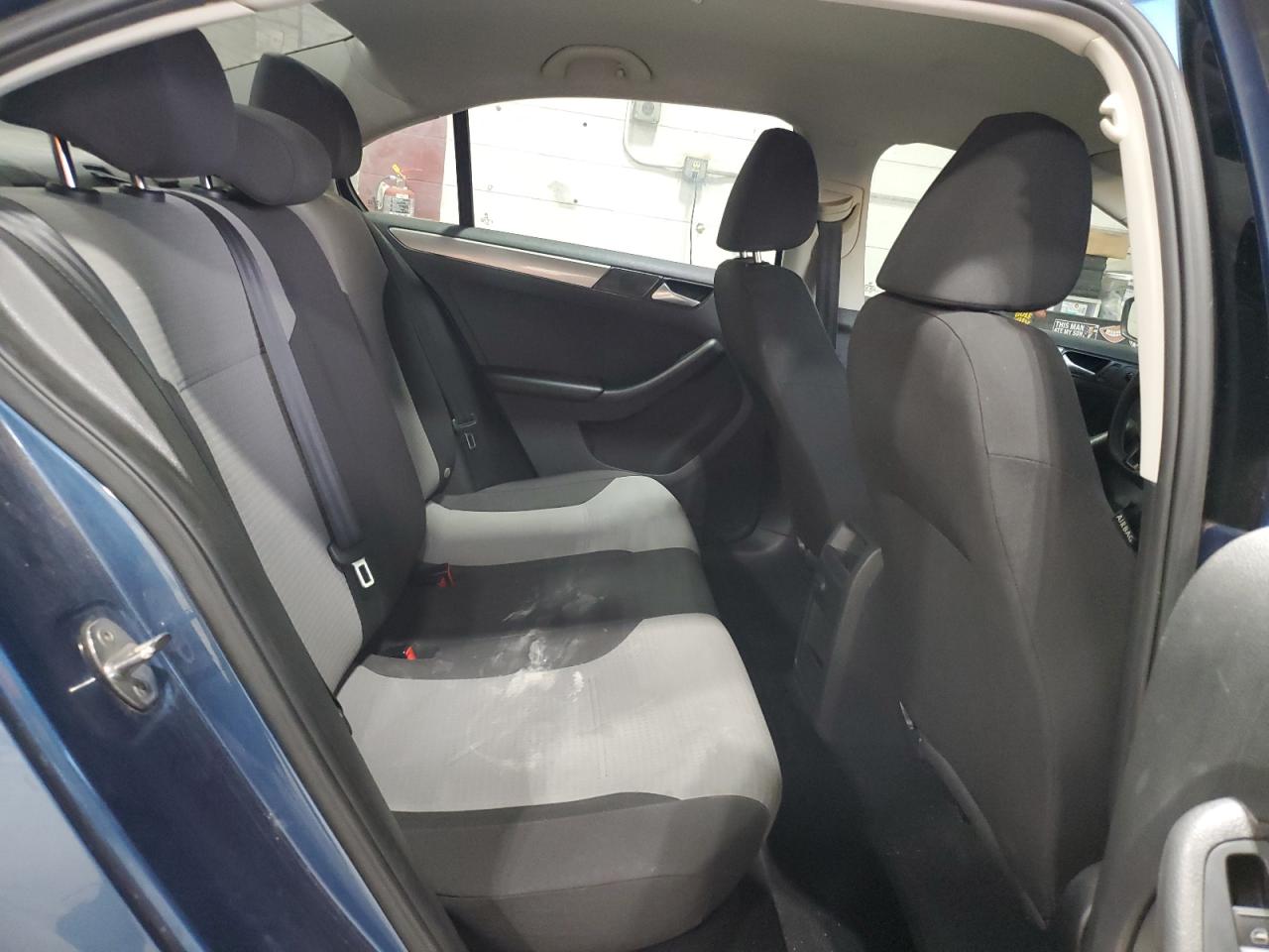 2017 VOLKSWAGEN JETTA S photo 10