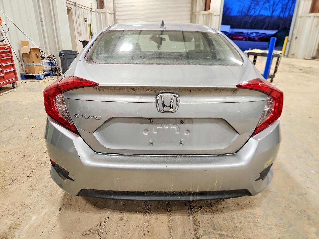 2017 HONDA CIVIC EX photo 6