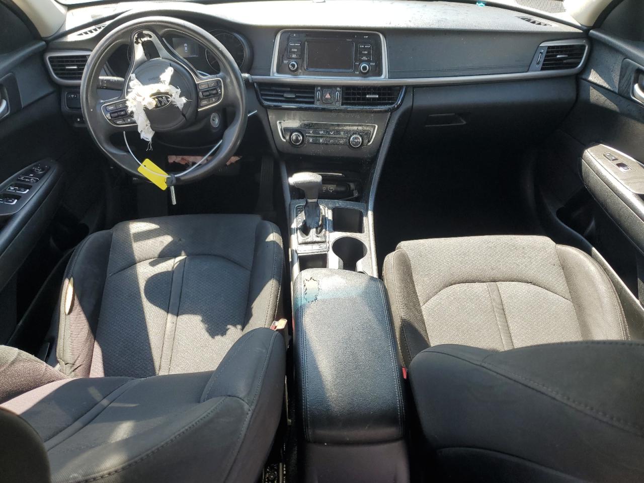 2017 KIA OPTIMA LX photo 8