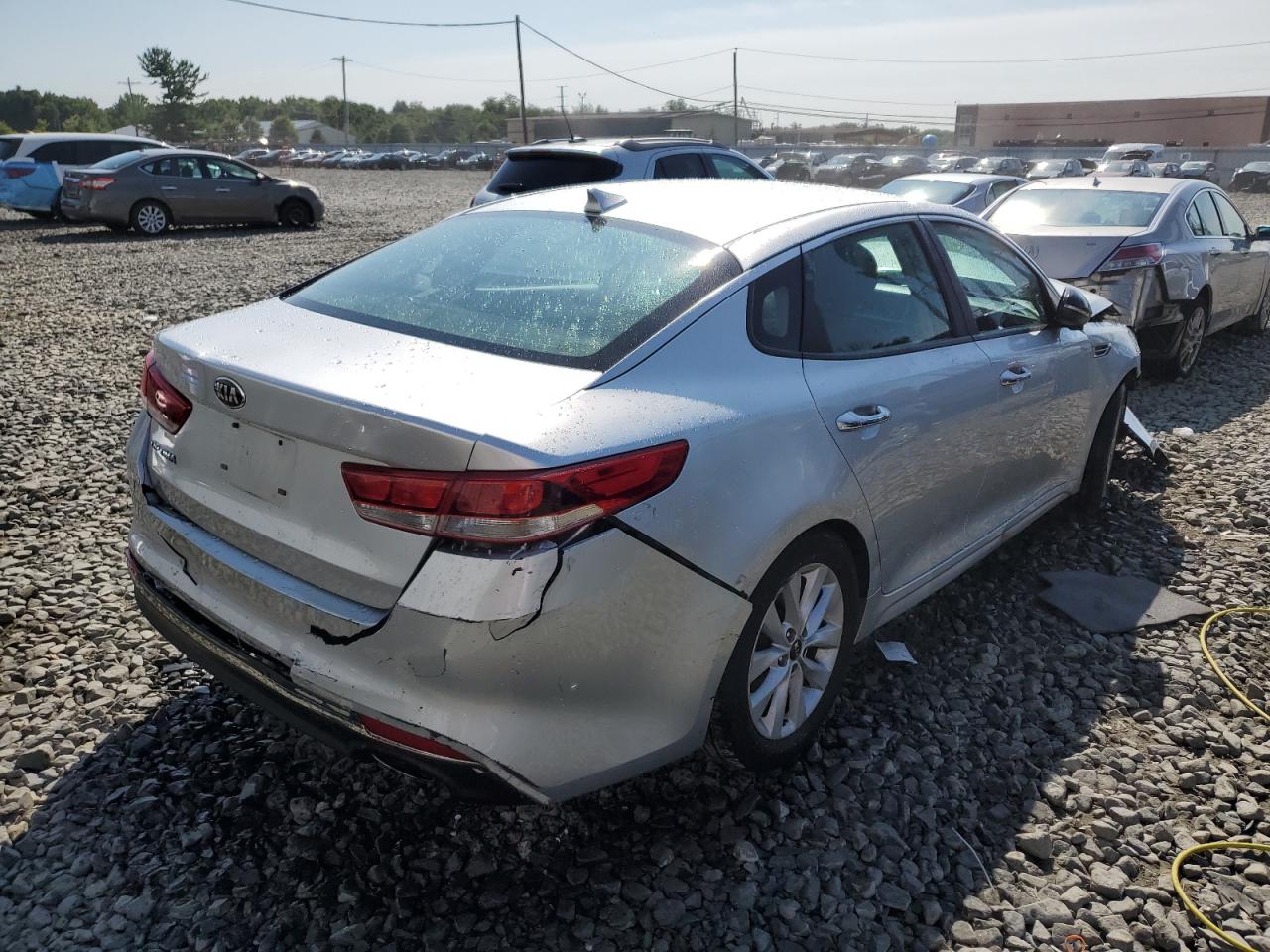 2017 KIA OPTIMA LX photo 3