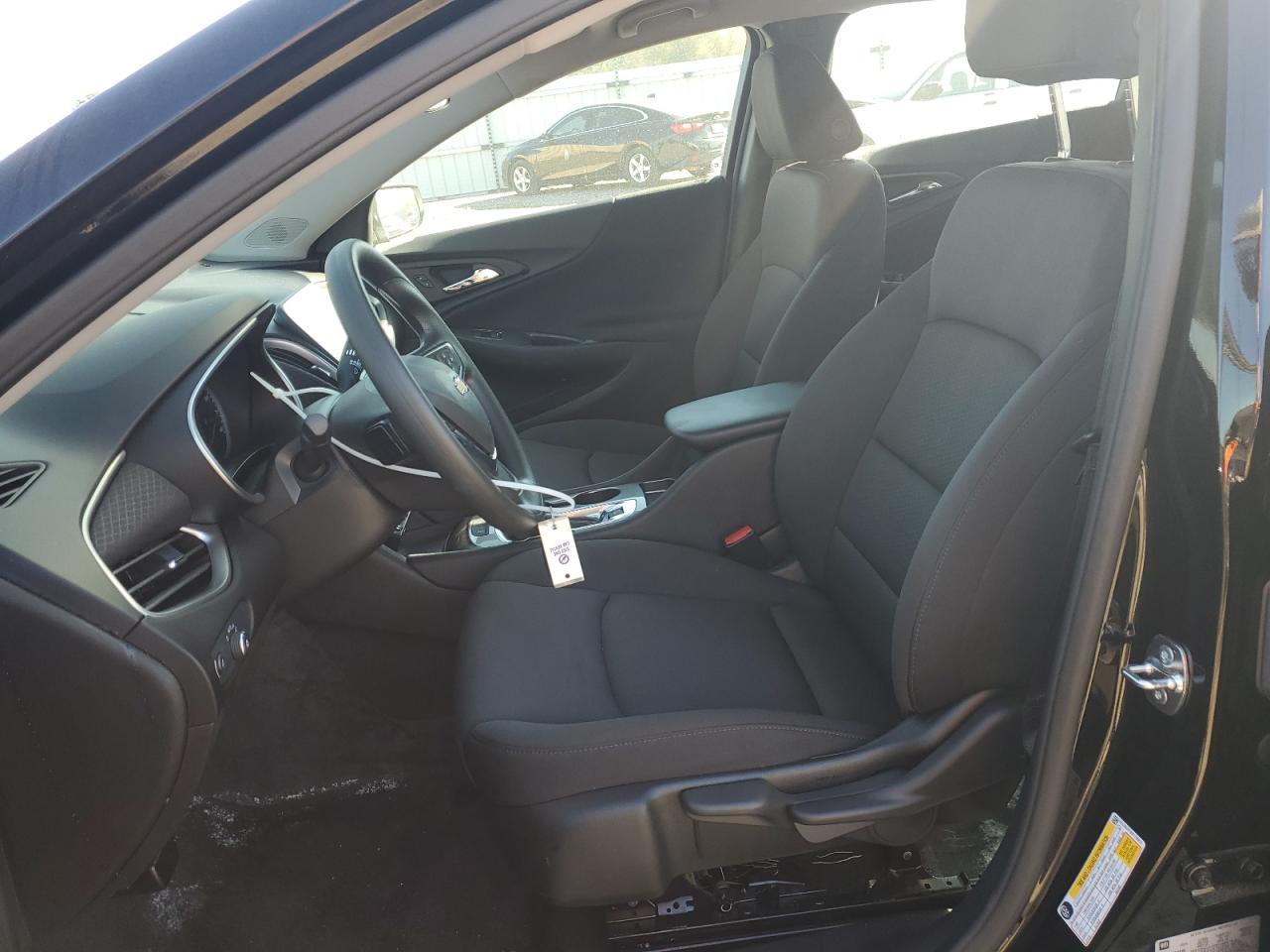 2025 CHEVROLET MALIBU LS photo 13