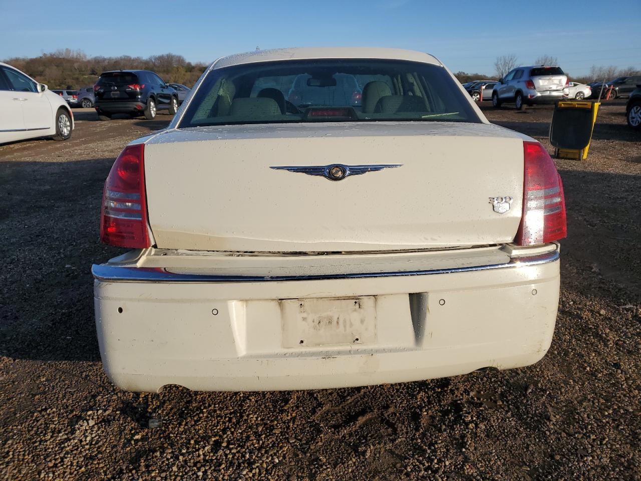 2006 CHRYSLER 300C photo 6