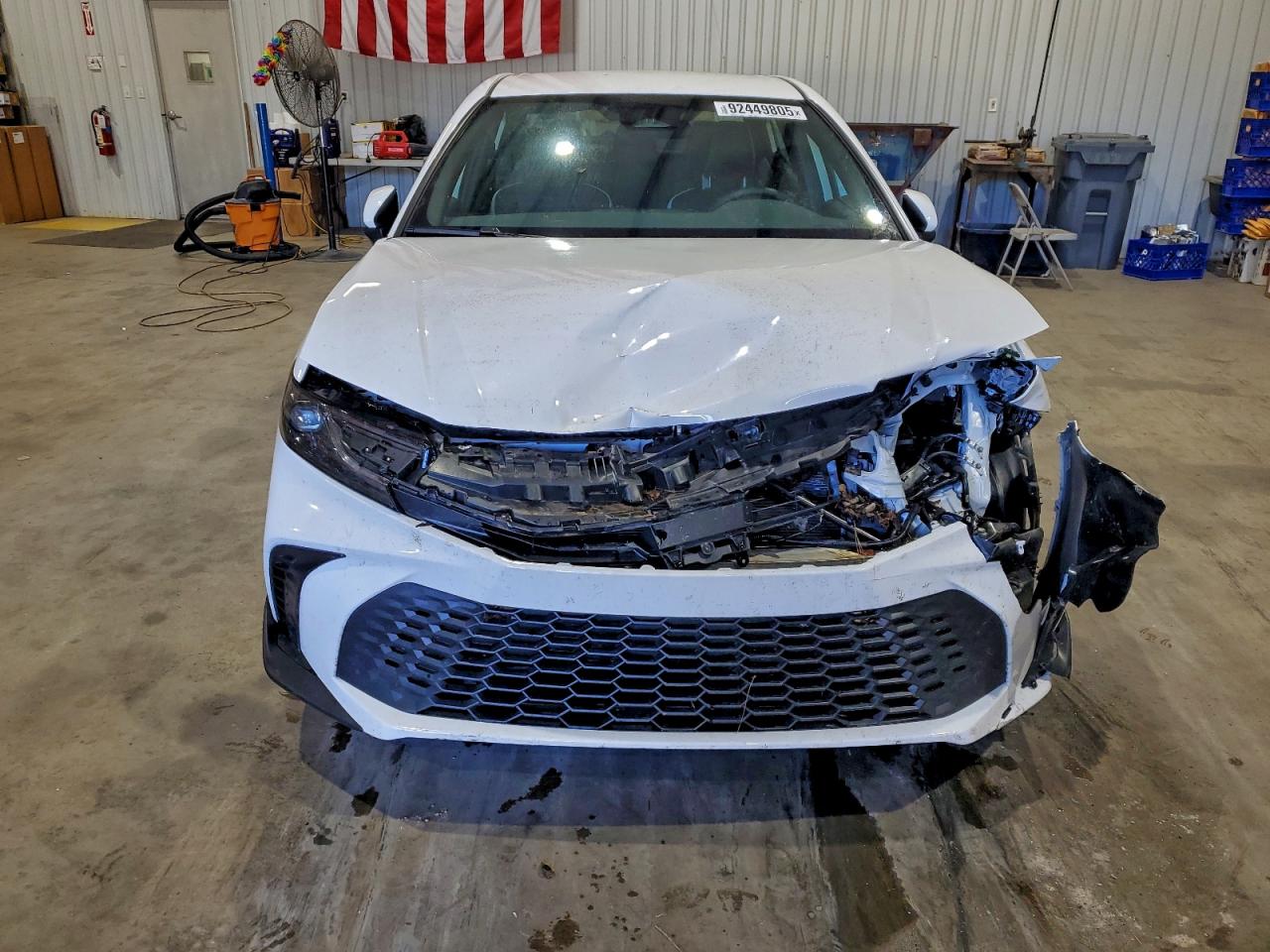 2025 TOYOTA CAMRY XSE photo 9