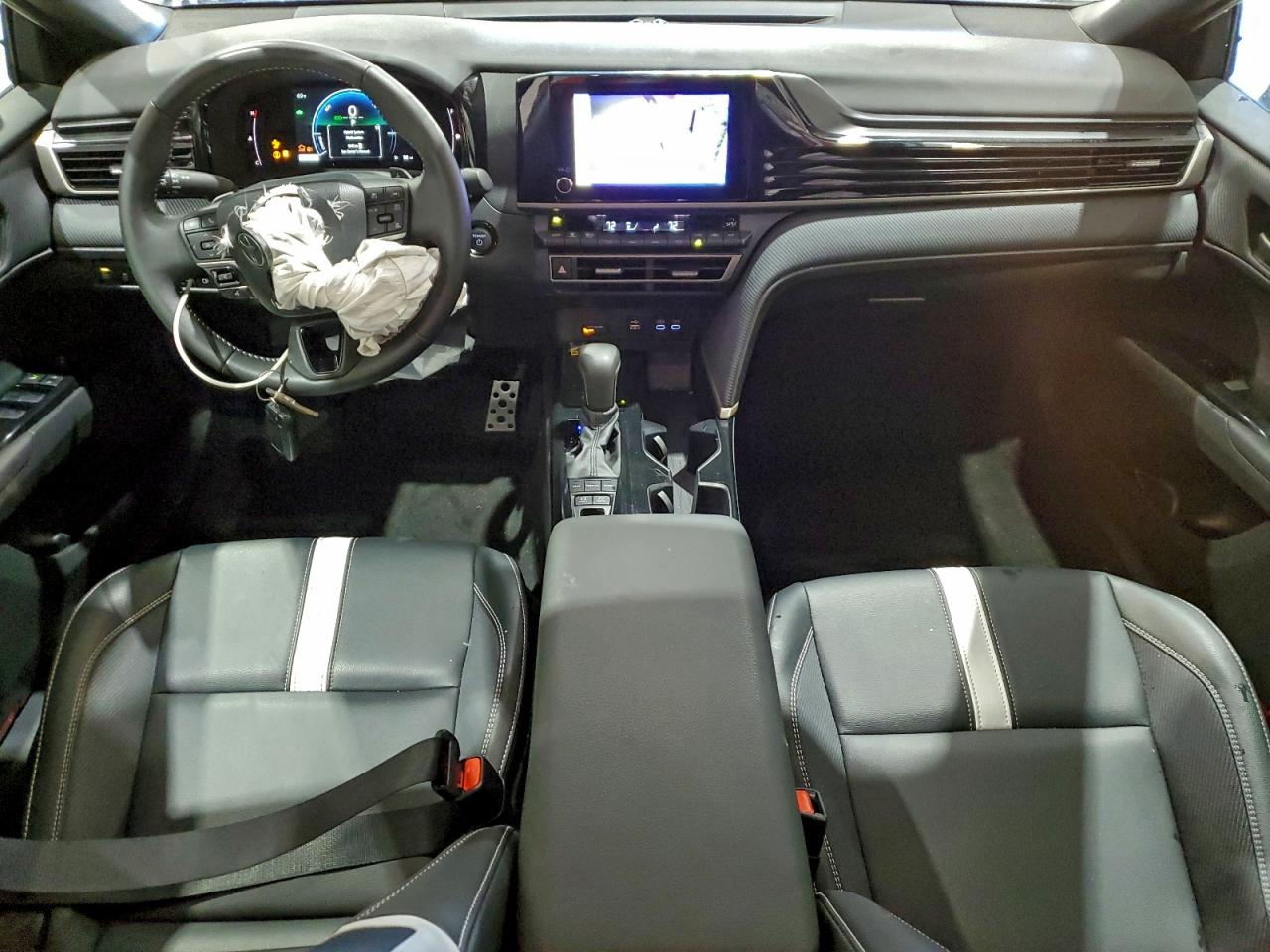 2025 TOYOTA CAMRY XSE photo 15