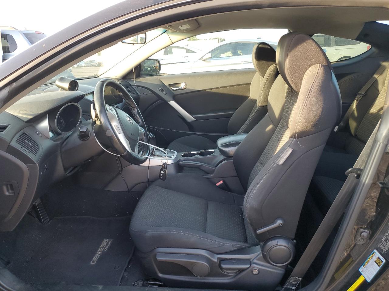 2010 HYUNDAI GENESIS COUPE 2.0T photo 7