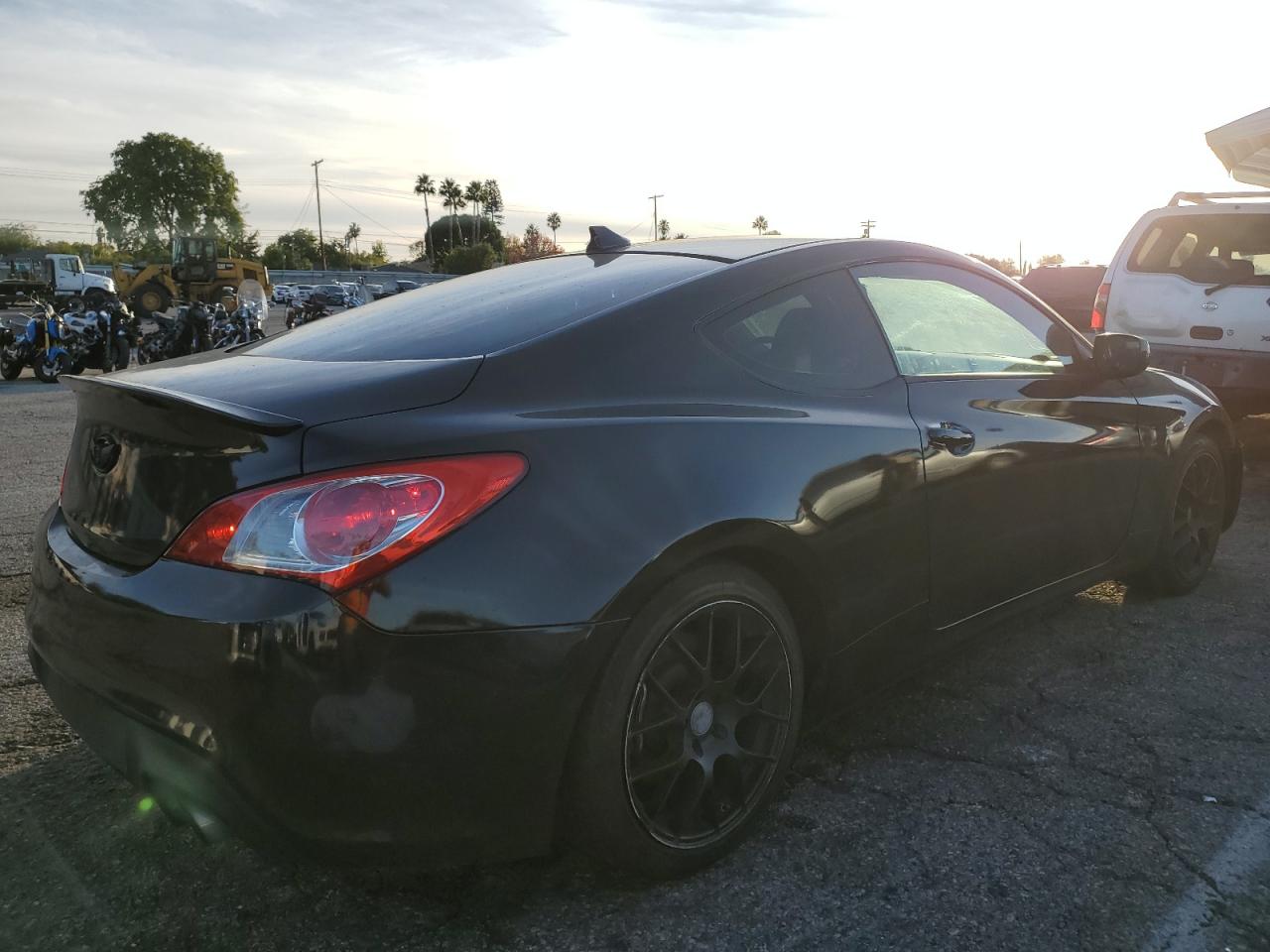 2010 HYUNDAI GENESIS COUPE 2.0T photo 3