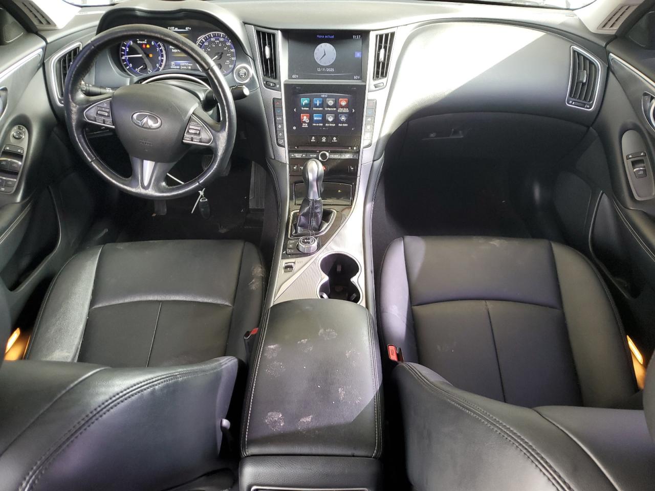 2015 INFINITI Q50 BASE photo 15