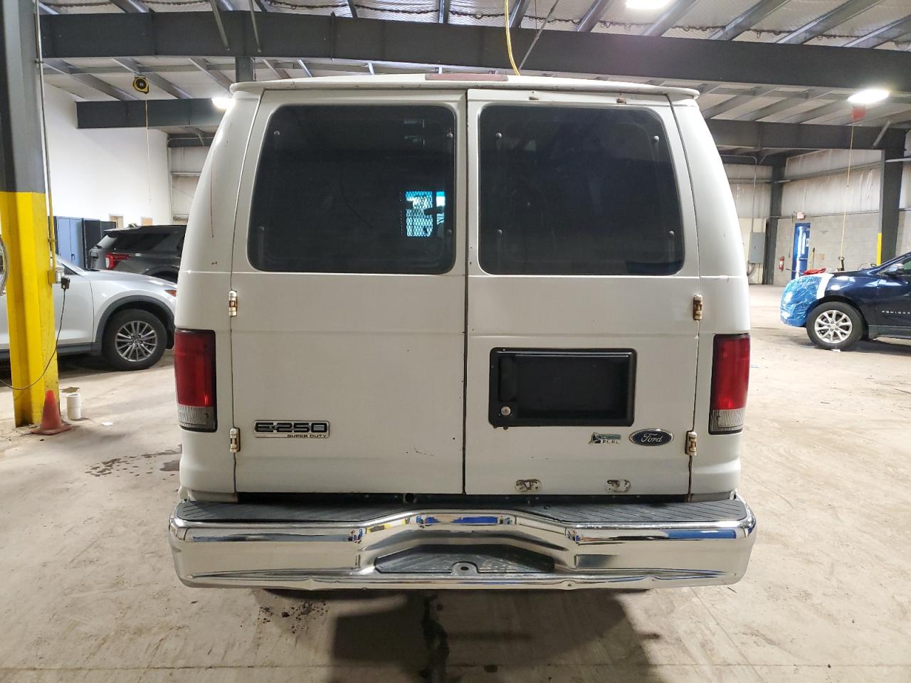 2009 FORD ECONOLINE E250 VAN photo 6
