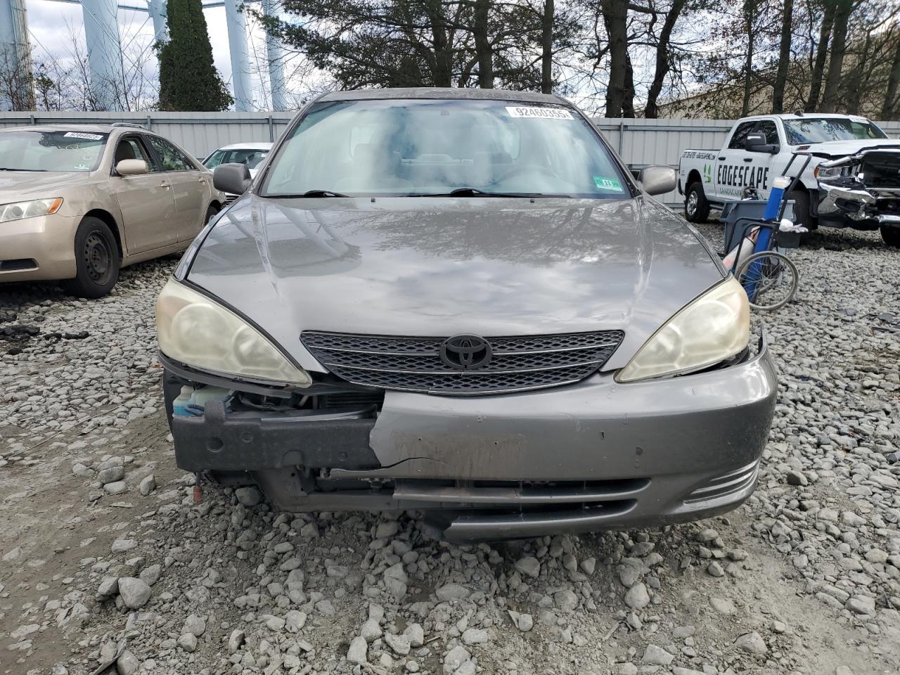 2002 TOYOTA CAMRY LE photo 9