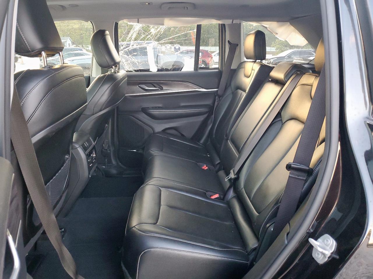 2024 JEEP GRAND CHEROKEE LIMITED photo 11