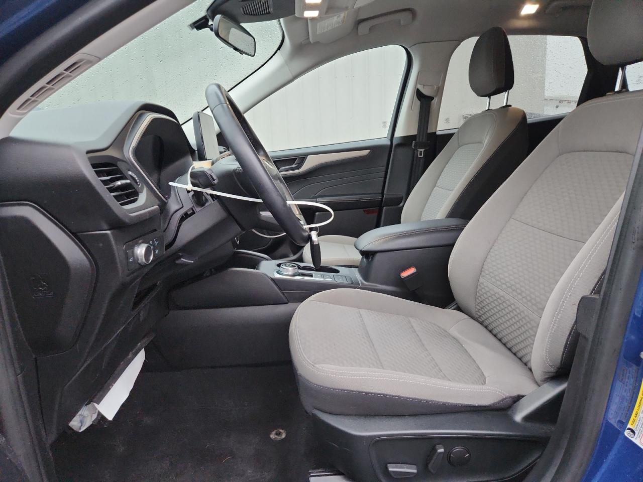 2022 FORD ESCAPE SE photo 17