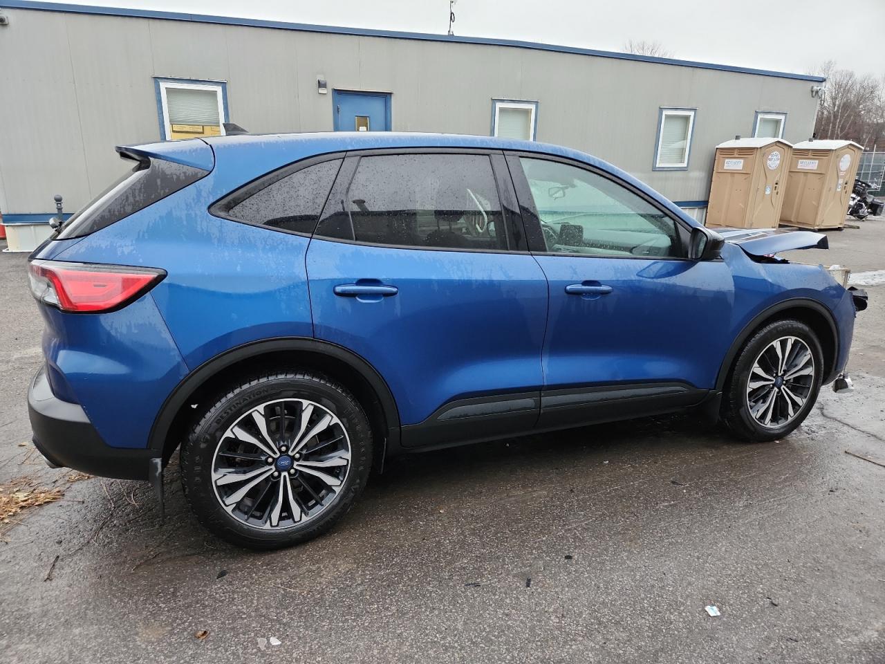 2022 FORD ESCAPE SE photo 6