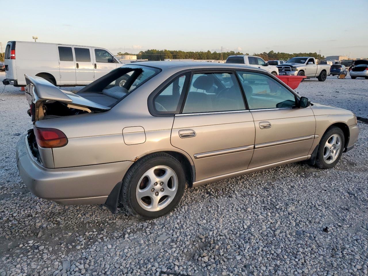 1999 SUBARU LEGACY L photo 7