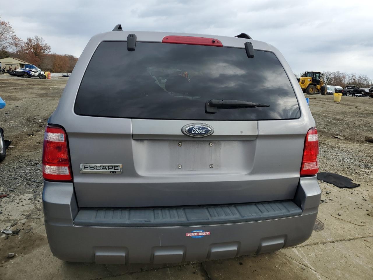 2008 FORD ESCAPE XLT photo 6