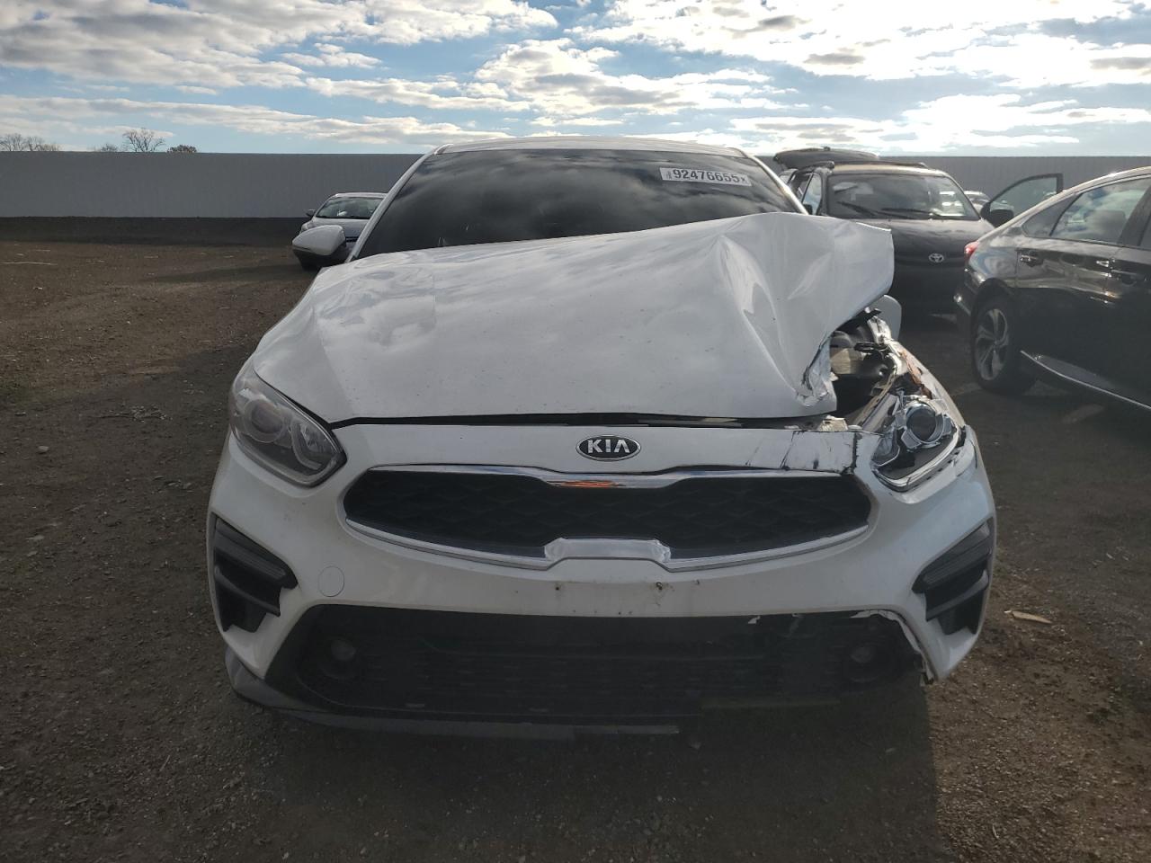 2019 KIA FORTE EX photo 9