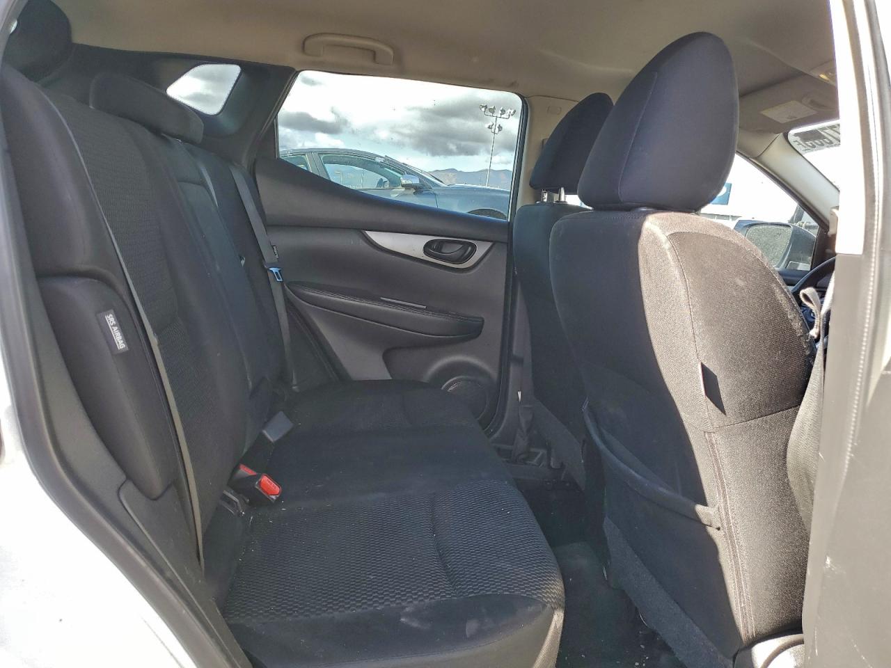 2020 NISSAN ROGUE SPORT S photo 10