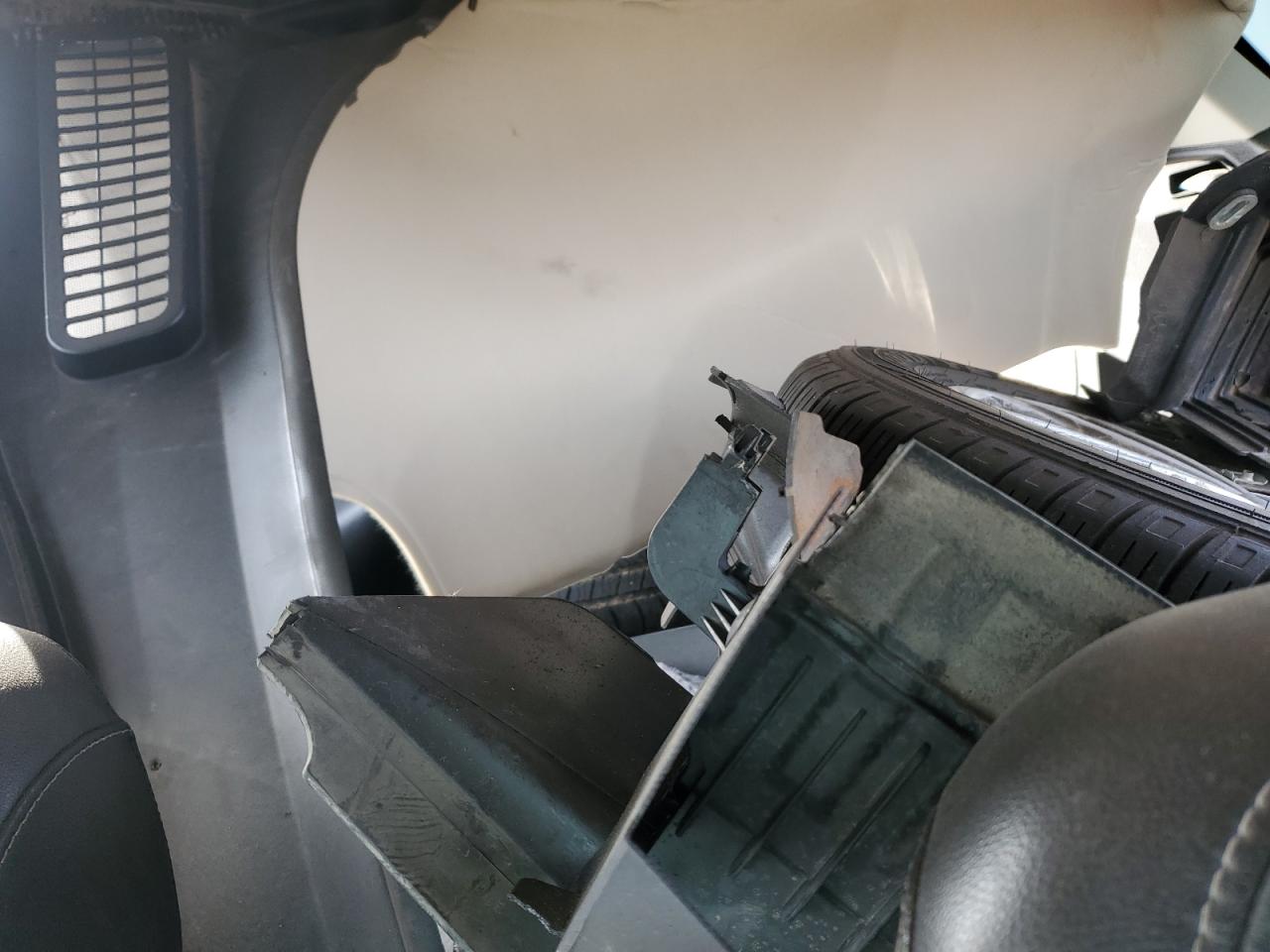 2018 FORD ESCAPE SEL photo 10