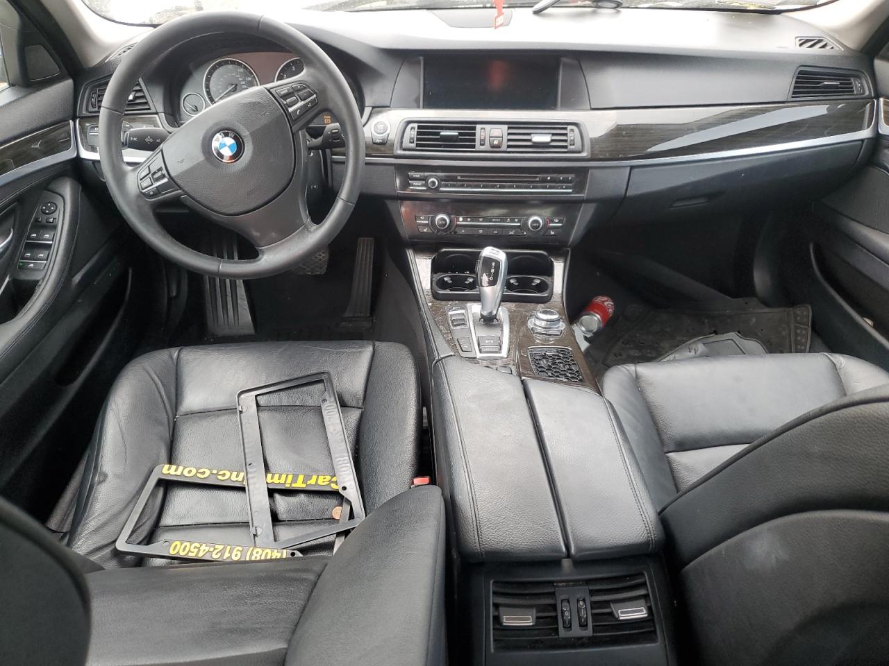 2013 BMW 528 photo 22