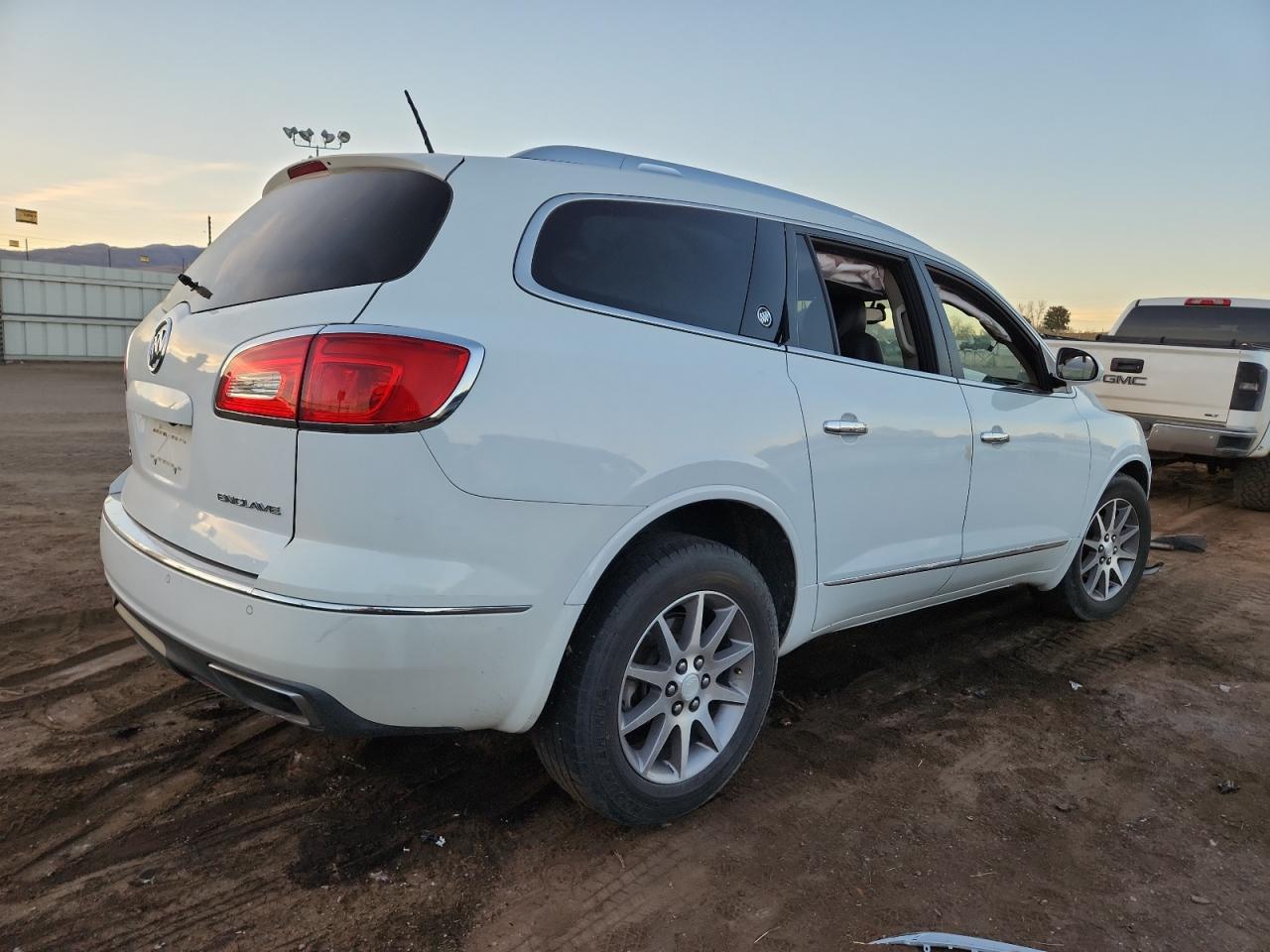 2016 BUICK ENCLAVE photo 3