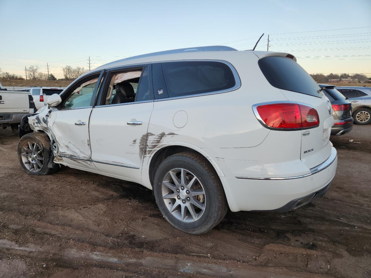 2016 BUICK ENCLAVE photo 2