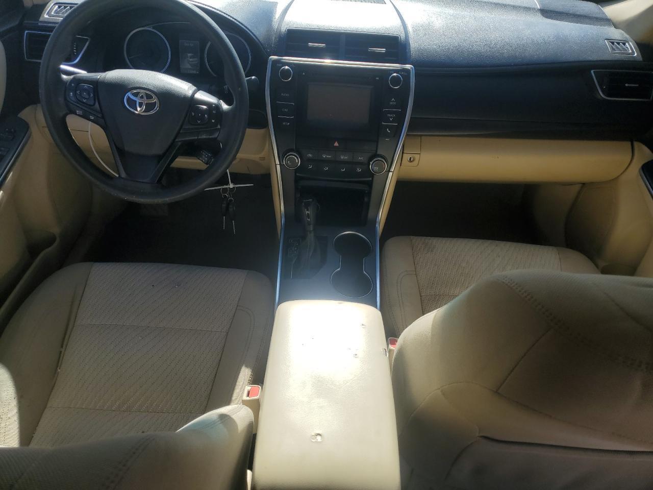 2017 TOYOTA CAMRY LE photo 22