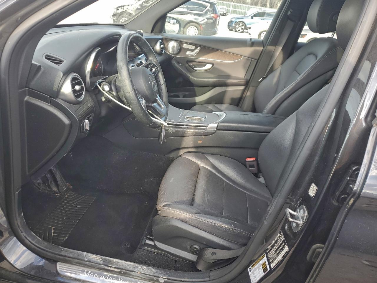 2020 MERCEDES-BENZ GLC 300 photo 6