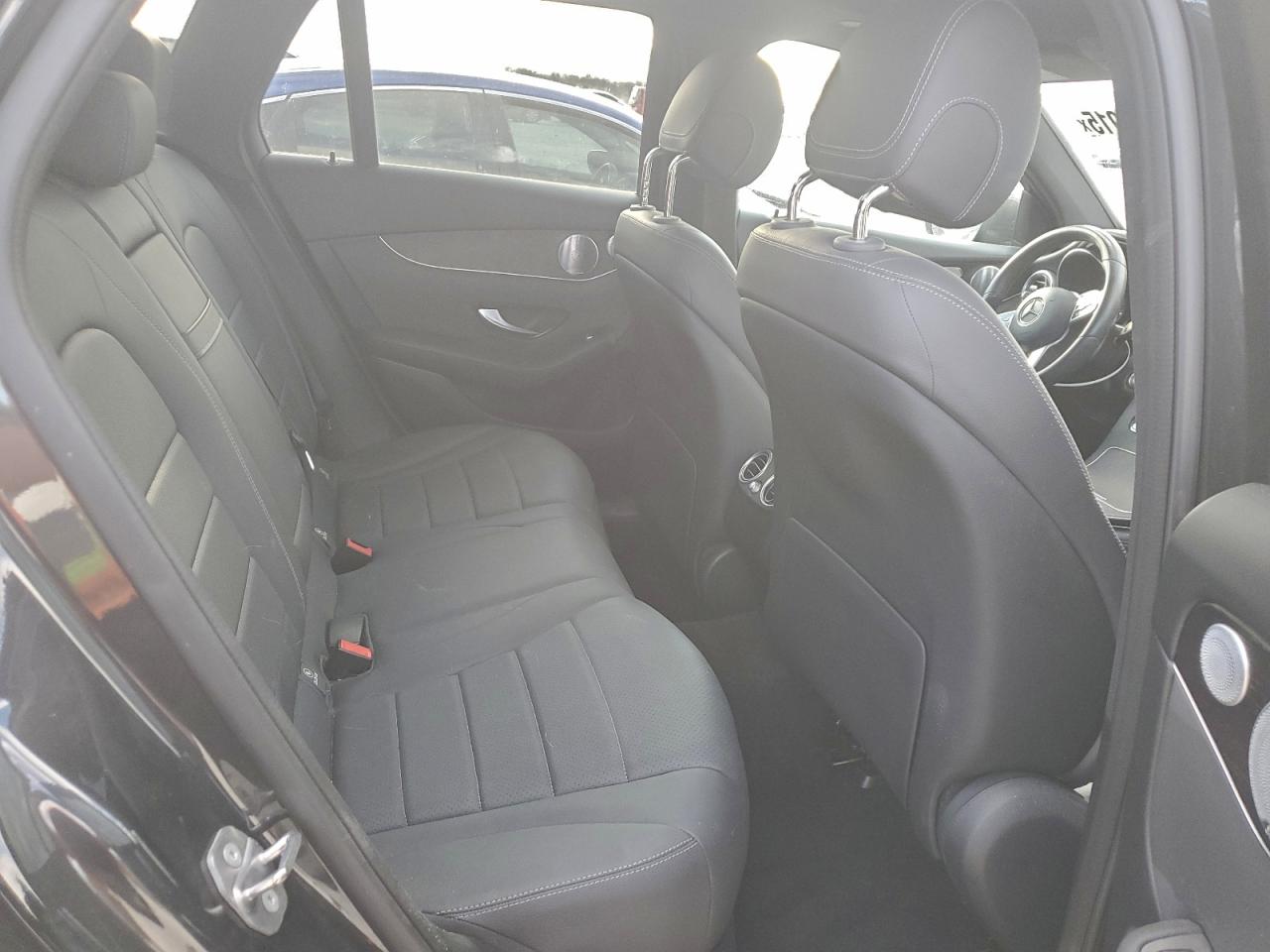 2020 MERCEDES-BENZ GLC 300 photo 10