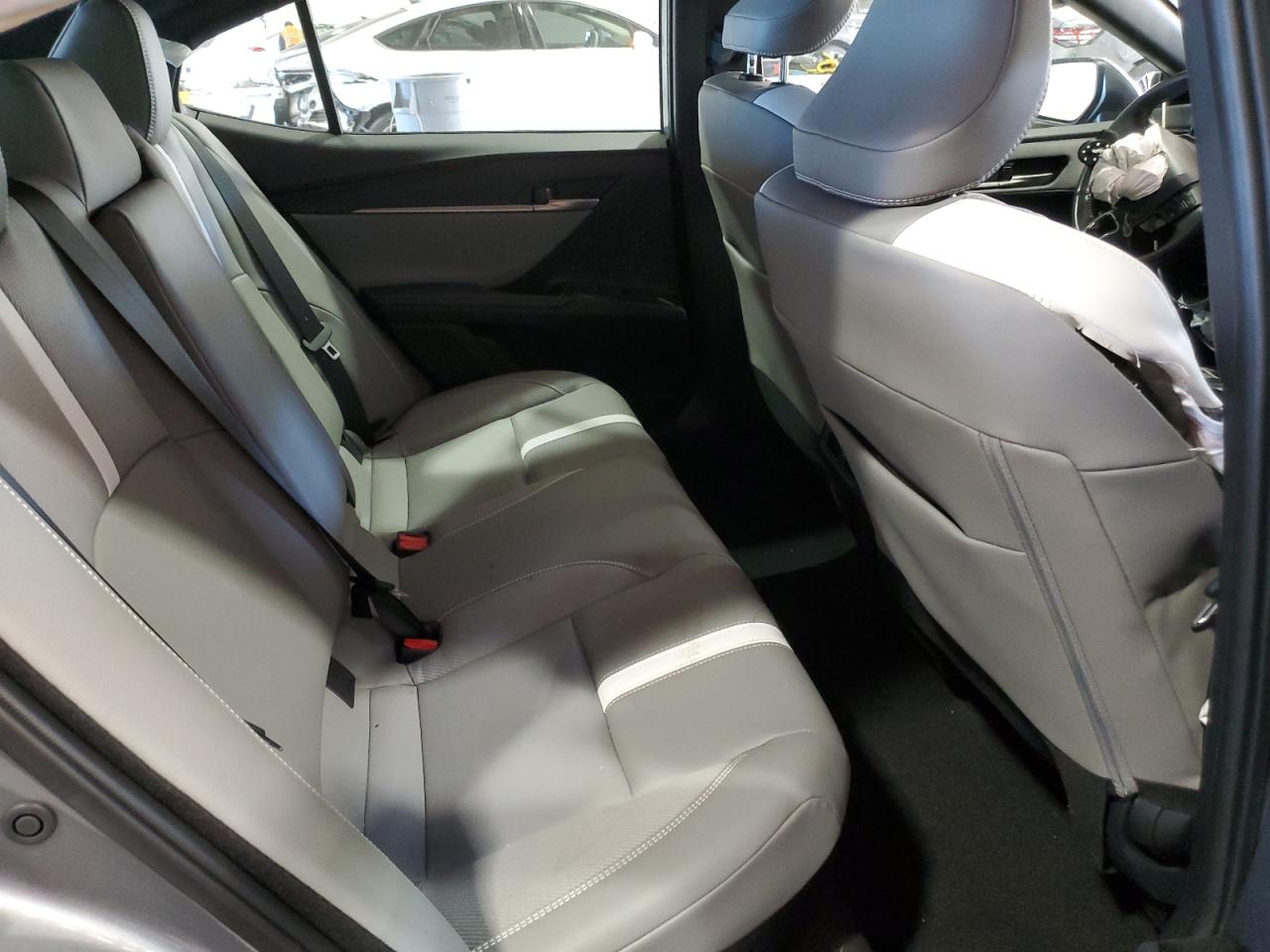 2025 TOYOTA CAMRY XSE photo 10