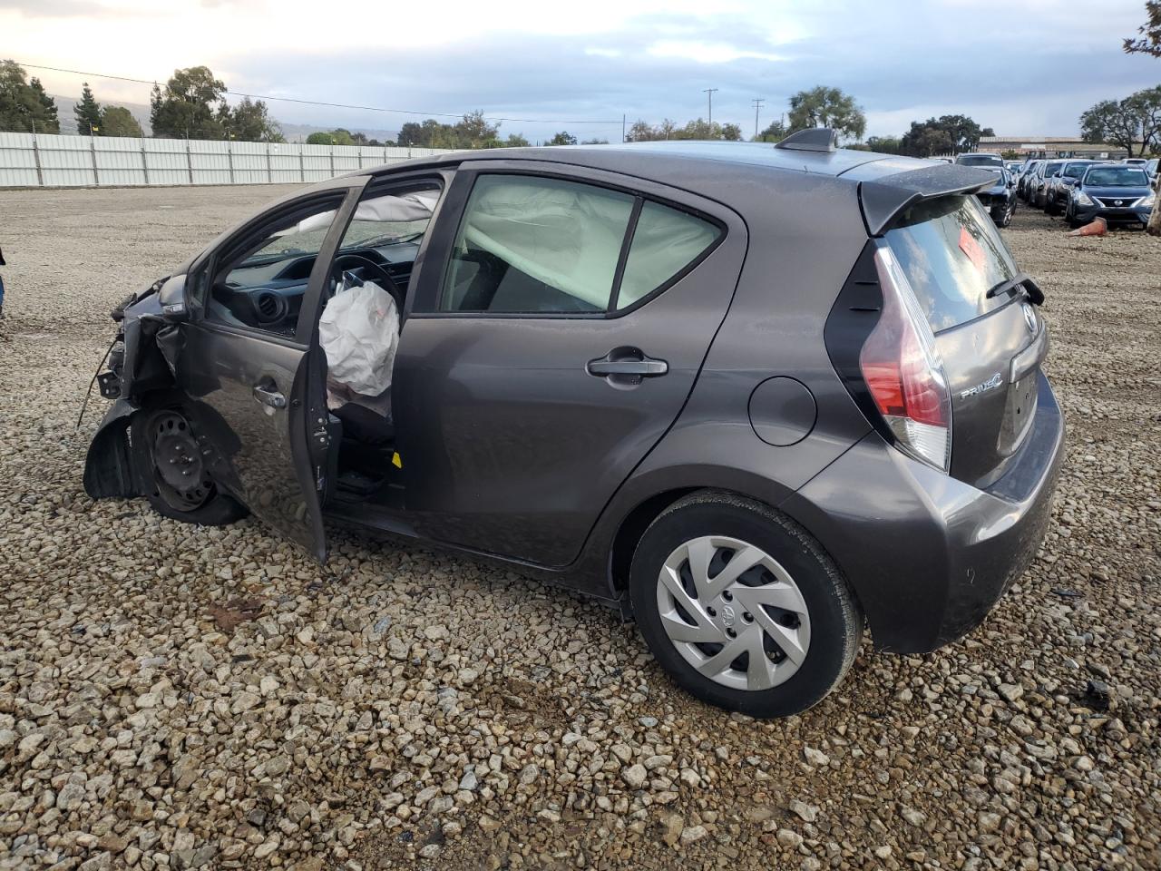 2015 TOYOTA PRIUS C photo 2