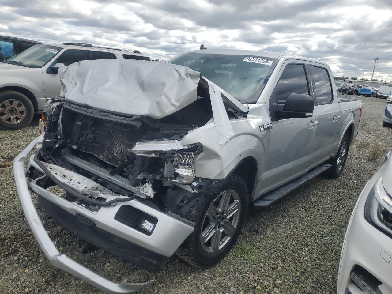 2019 FORD F150 SUPERCREW photo 2