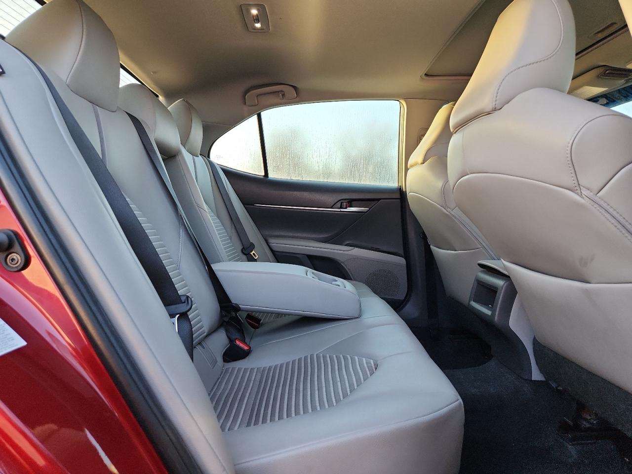 2018 TOYOTA CAMRY L photo 28