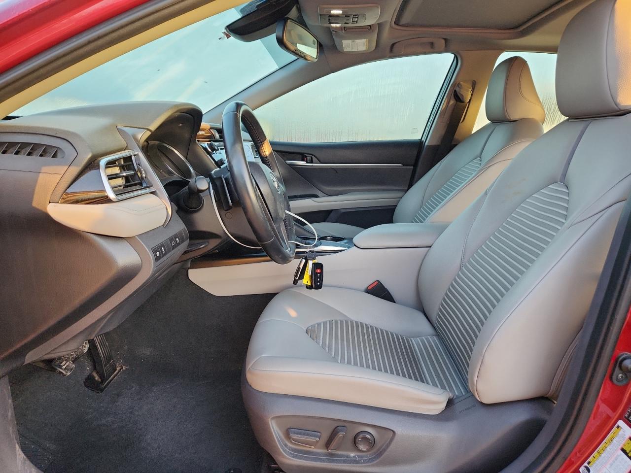 2018 TOYOTA CAMRY L photo 19